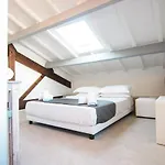 Bed and breakfast Maison Du Port 42