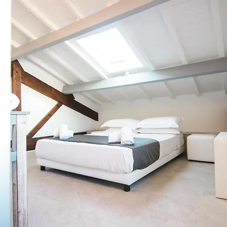 Bed & Breakfast Maison Du Port 42